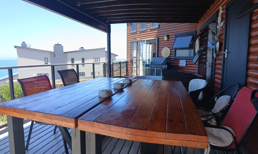 5 Bedroom Property for Sale in De Bakke Western Cape
